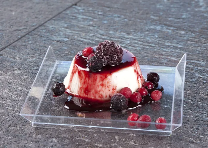 Ascot & Ξενοδοχείο 4*