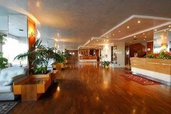 Ascot & Ρίμινι