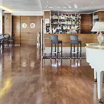 Ξενοδοχείο Ascot & 4*