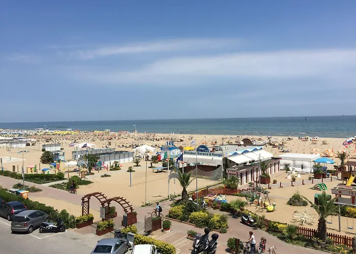 Ascot & 4* Rimini