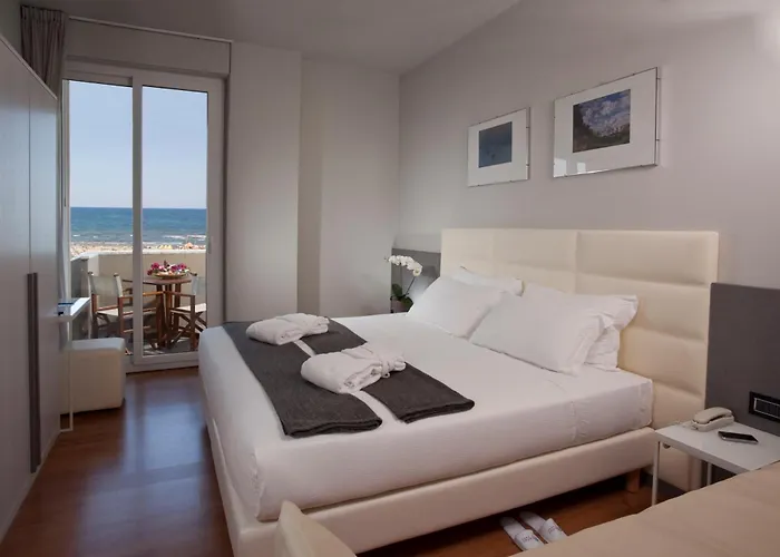 Ascot & 酒店 里米尼