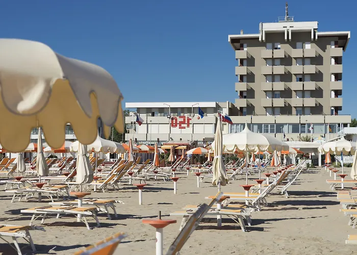 Ascot & Szálloda Rimini