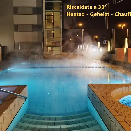 Hotel Ascot & 4*