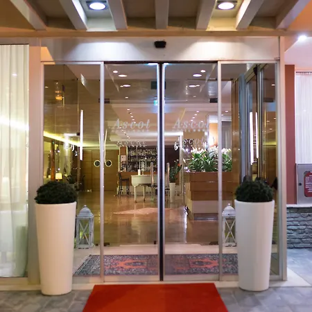 Ascot & Hotel Rimini