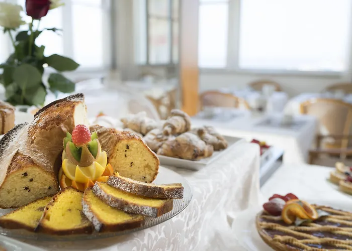 Ascot & Hotel Rimini